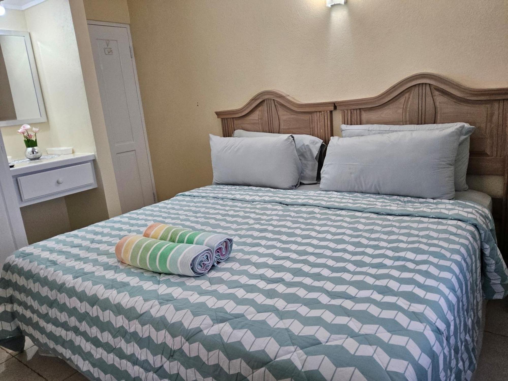 Ocean Bliss Apartments Крайст Чърч Екстериор снимка