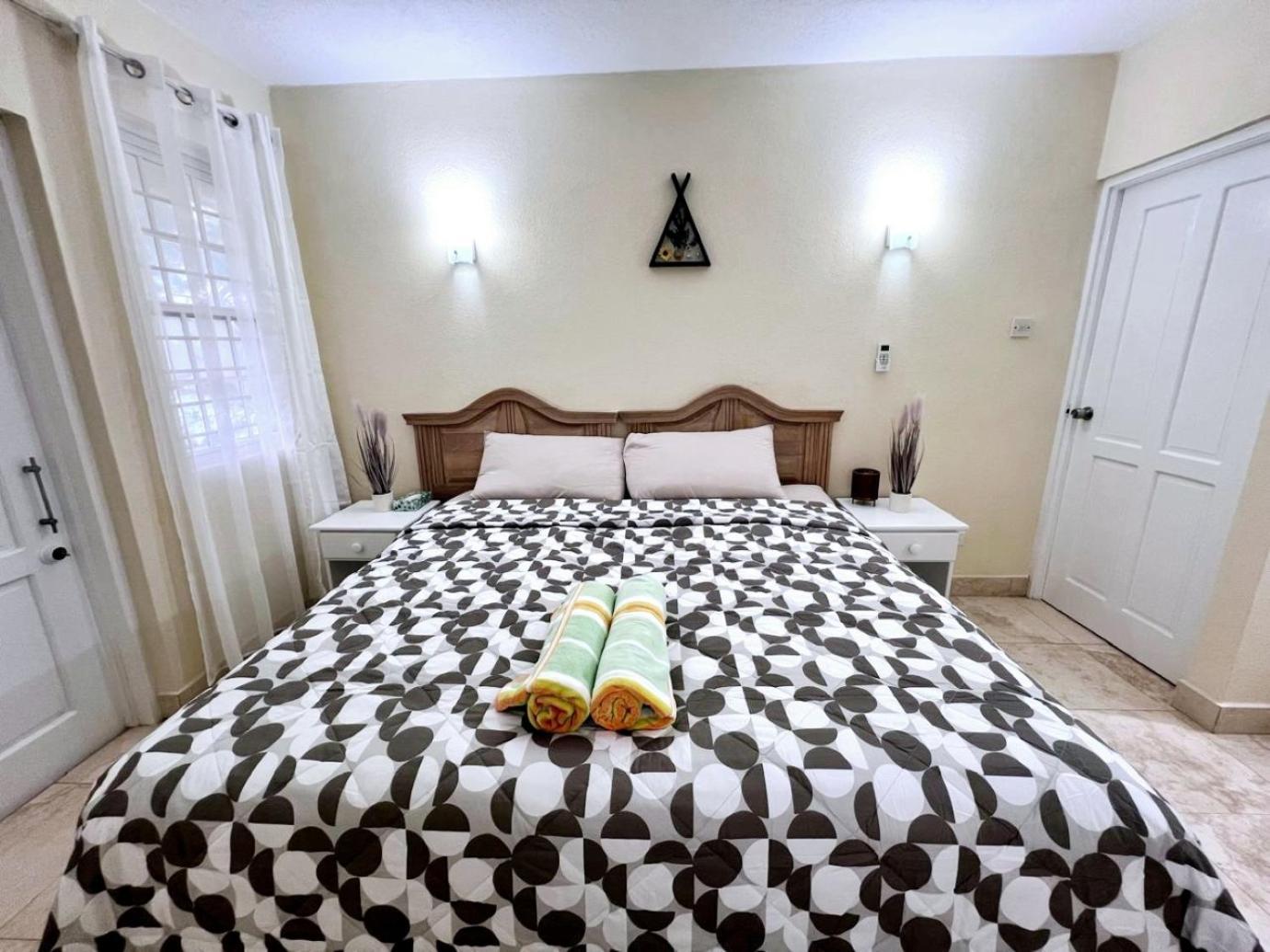 Ocean Bliss Apartments Крайст Чърч Екстериор снимка
